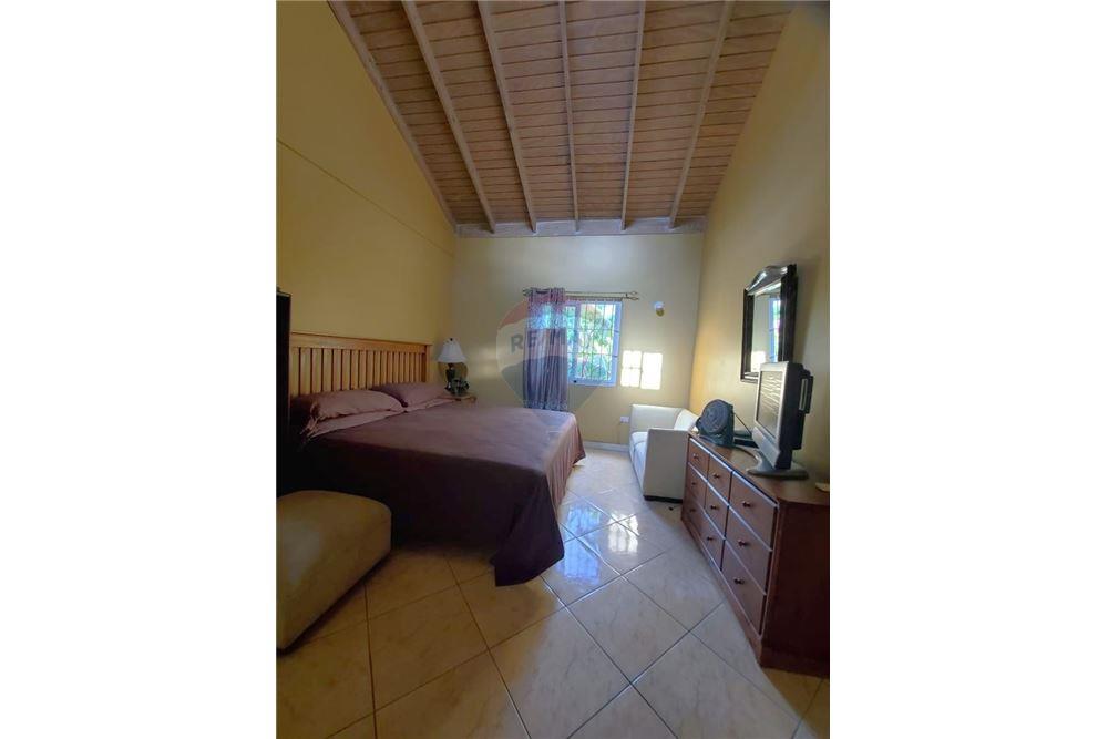 Villa - For Sale - Lady Musgrave, Saint Andrew, Jamaica - 10 - 901321002-7