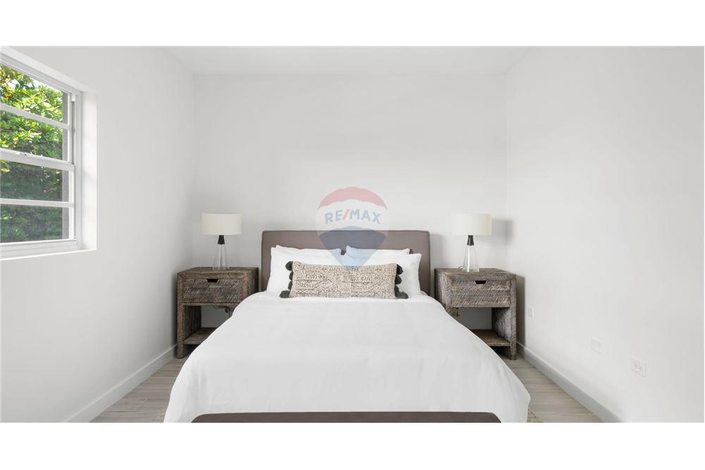 Appartement - Te Koop - W Bay Bch West, West Bay, Cayman Islands - 15 - 90146012-244