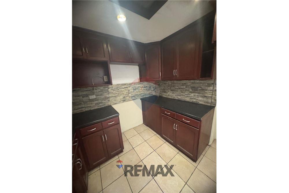 Villa - For Sale - Santa Tecla, La Libertad, El Salvador - 9 - 901061001-4