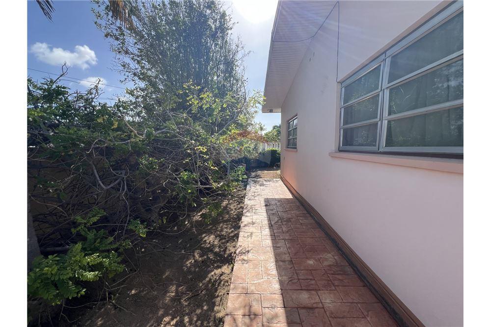 Villa - For Sale - Oranjestad, Aruba, Aruba - 55860 - 90105035-31