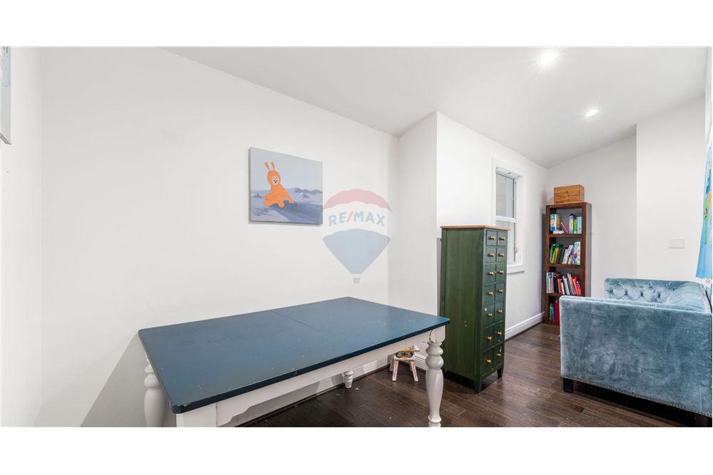 Condo/Apartment - For Sale - W Bay Bch South, Seven Mile, Cayman Islands - 40 - 90146034-175