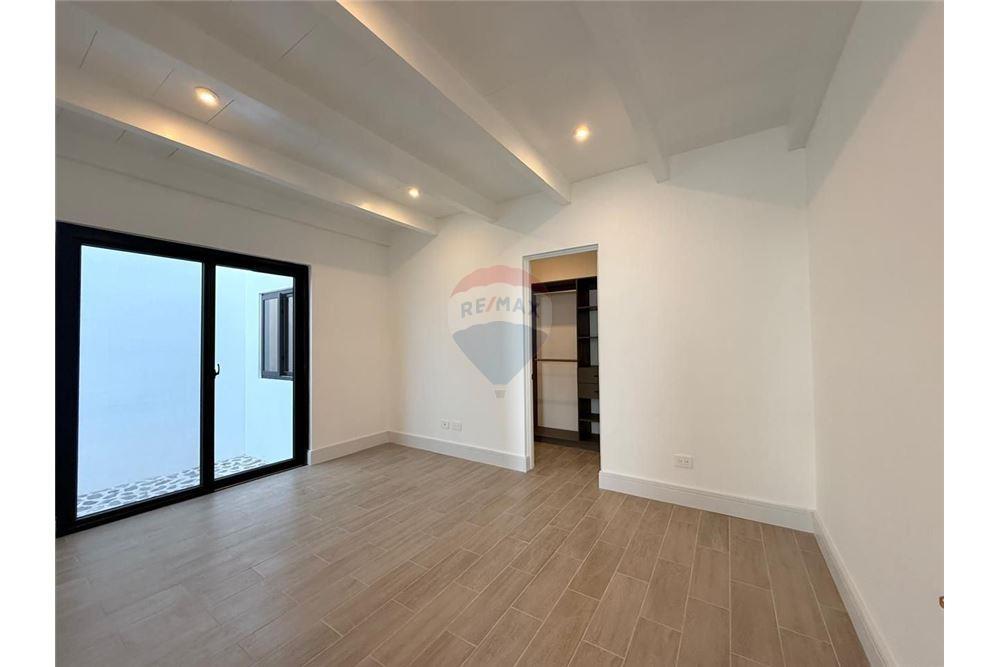 Villa - Te Koop - San Miguel Dueñas, Sacatepéquez, Guatemala - 2 - 90129001-366