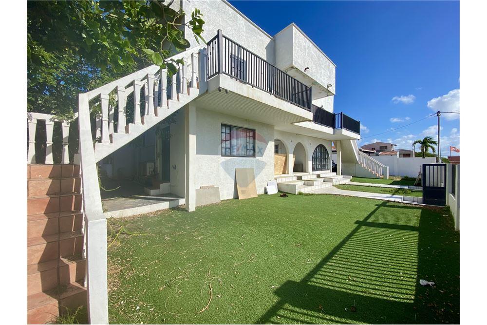 Commercial/Retail - For Sale - Palm Beach, Aruba, Aruba - 54327 - 90105001-160