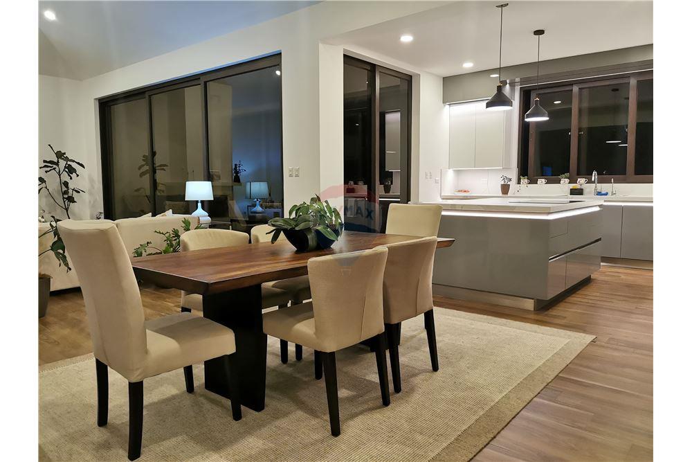 Villa - Venta - San José Pinula, Guatemala, Guatemala - 2 - 902691019-42