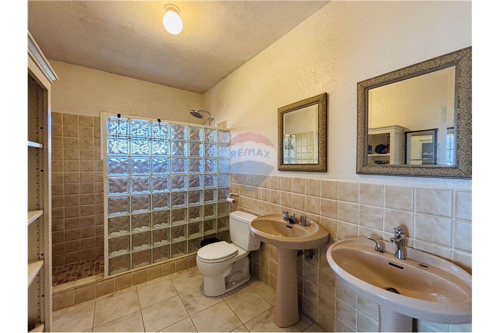 Villa - Te Koop - Dawn Beach, St Maarten, St. Maarten - 10 - 90144016-16