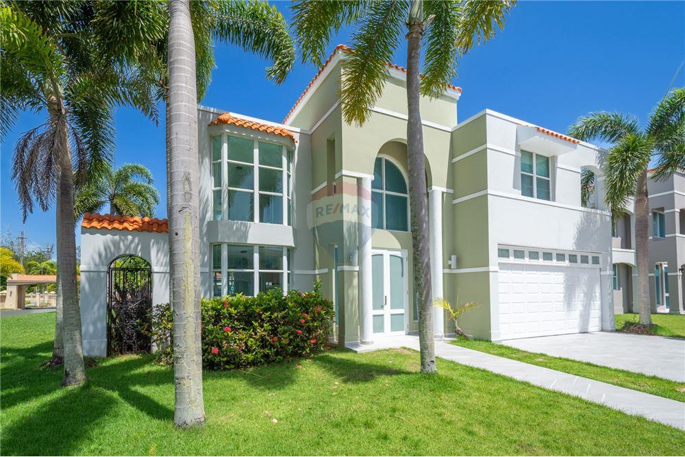 Villa - For Sale - Est Cerro Gordo, Vega Alta, Puerto Rico - 1 - 90107007-118