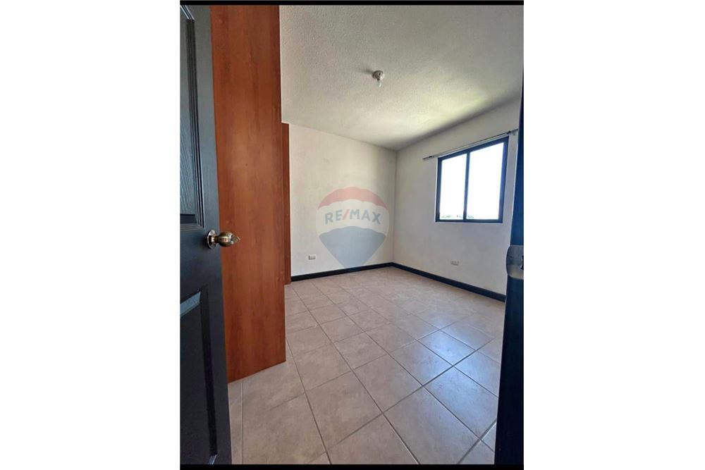 Villa - Venta - San José Pinula, Guatemala, Guatemala - 4 - 902091002-92