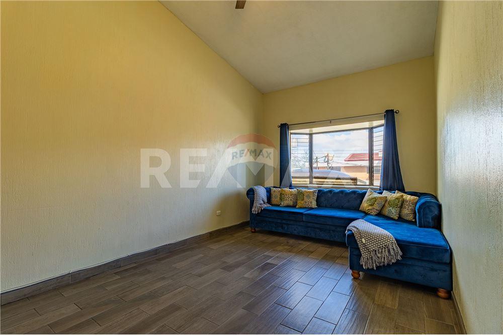 Villa - Venta - Fraijanes, Guatemala, Guatemala - 10 - 902091020-4