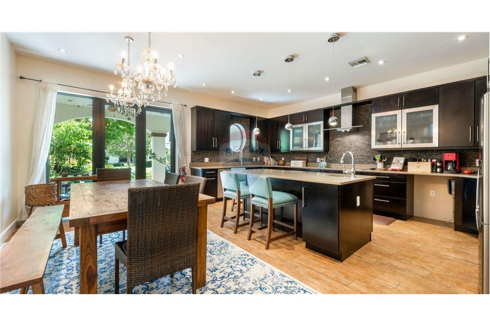 Condo/Apartment - For Sale - South Sound, South Sound, Cayman Islands - 12 - 90146034-193