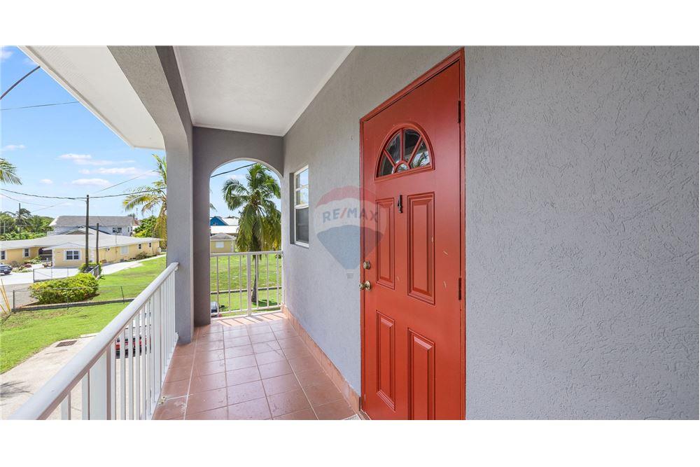 Appartement - Te Koop - W Bay Bch West, West Bay, Cayman Islands - 18 - 90146012-244