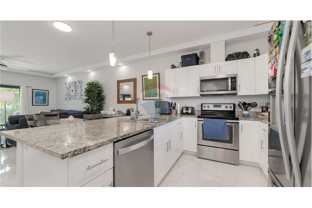 Apartamento/Condominio - Venta - W Bay Bch West, West Bay, Islas Caimán - 6 - 90146042-55