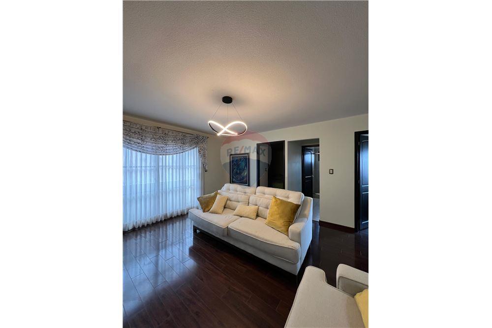 Villa - Te Koop - Guatemala City, Guatemala, Guatemala - 7 - 901011001-24