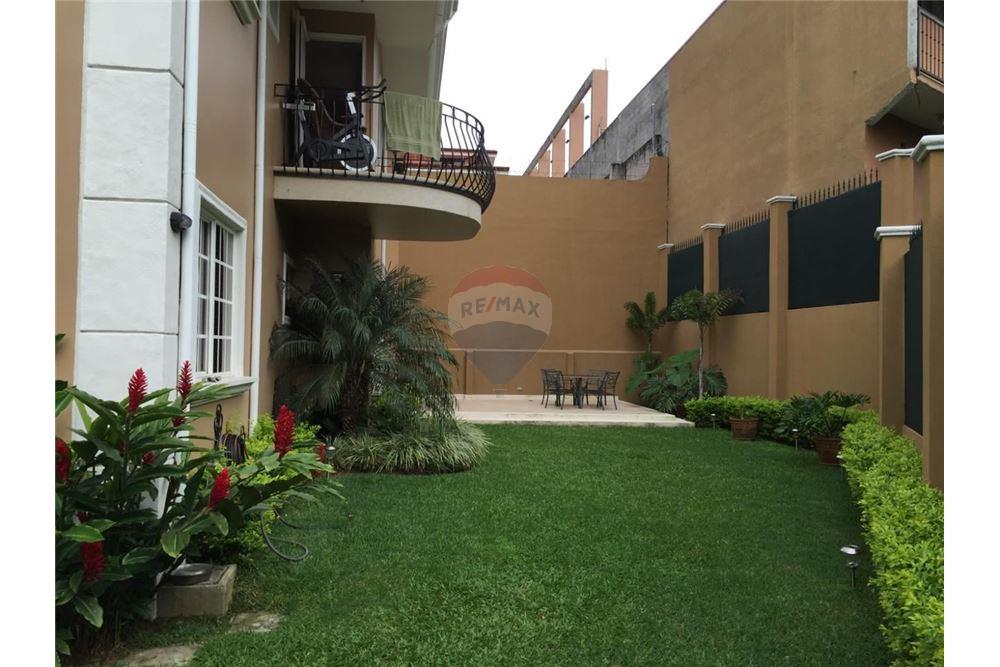 Villa - Te Koop - Curridabat, San José - Curridabat, Costa Rica - 20 - 901251002-34