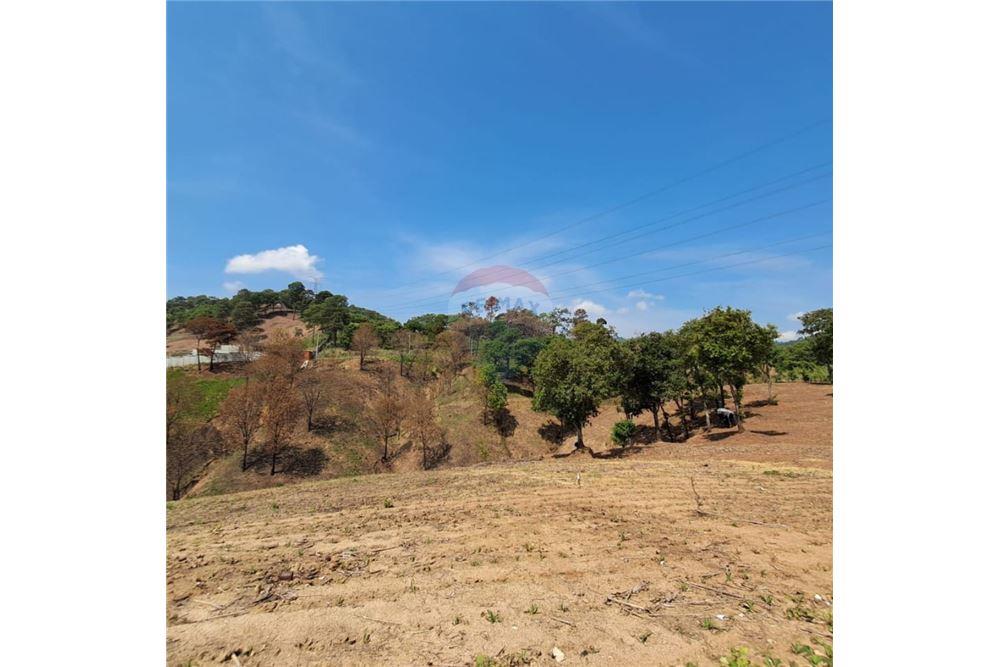 Lote - Venta - San Pedro Ayampuc, Guatemala, Guatemala - 2 - 902651007-1