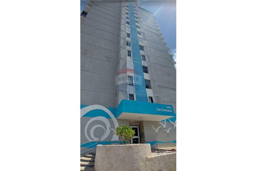 Residential - Villa - Isla Verde, Carolina, Puerto Rico - Caribbean & Central Ameri - 1 - 902461001-95