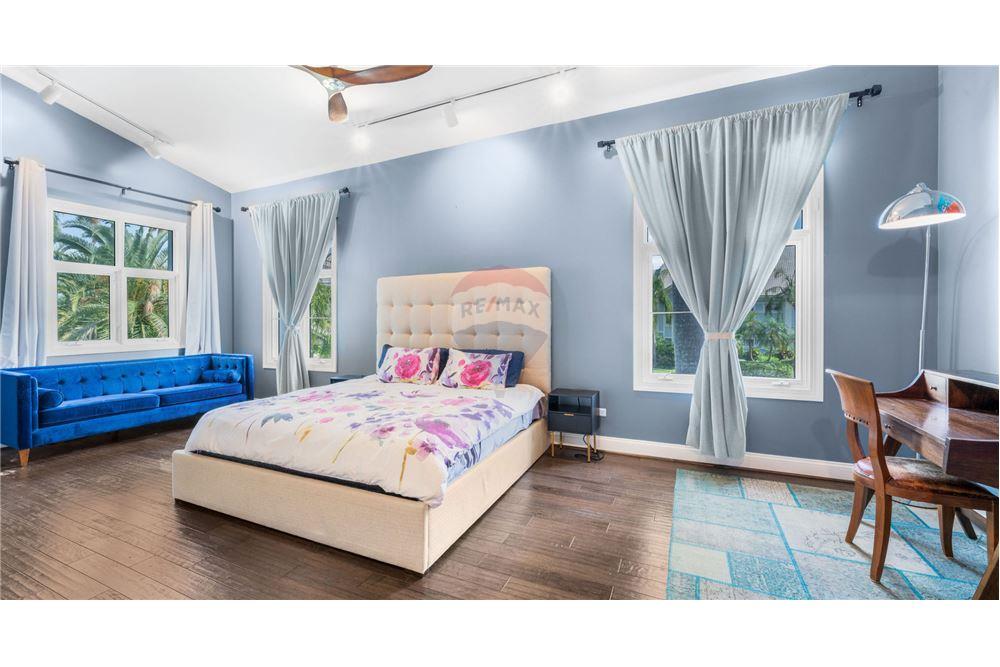 Condo/Apartment - For Sale - W Bay Bch South, Seven Mile, Cayman Islands - 43 - 90146034-175