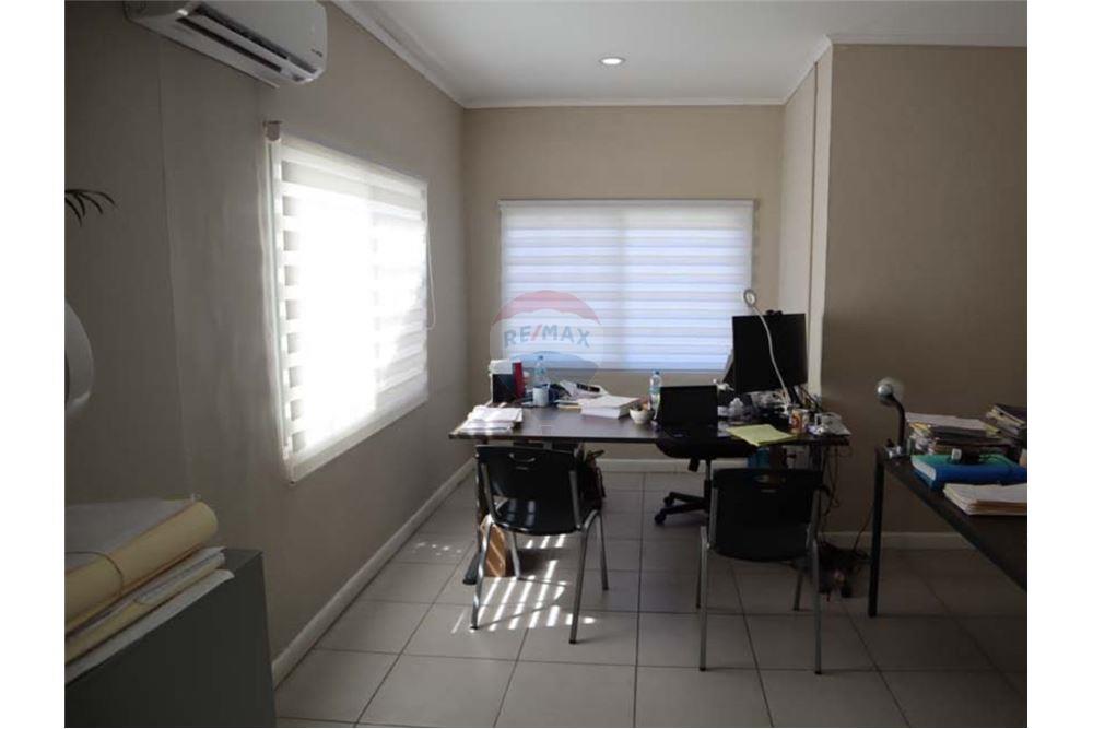 Bedrijfsmatig / Detailhandel - Te Koop - Oranjestad, Aruba, Aruba - 53165 - 90105035-25