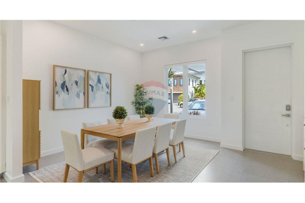 Appartement - Te Koop - W Bay Bch North, West Bay, Cayman Islands - 8 - 90146012-240