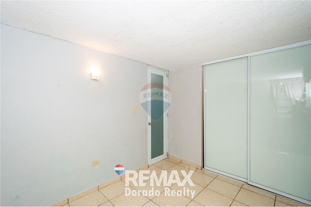 Villa - Venta - URB Levittown Lakes, Toa Baja, Puerto Rico - 11 - 90107014-8