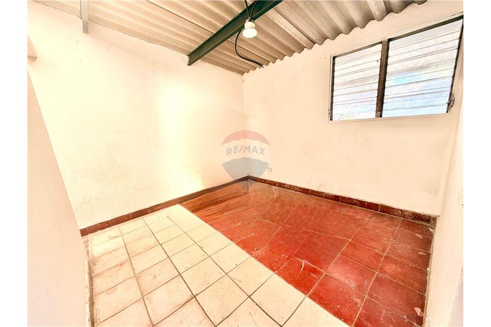Villa - For Sale - Soyapango, San Salvador, El Salvador - 6 - 902331003-51