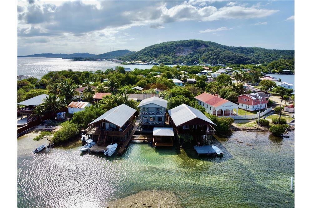 Villa - For Sale - Roatan, Bay Islands, Honduras - 6 - 90143009-236