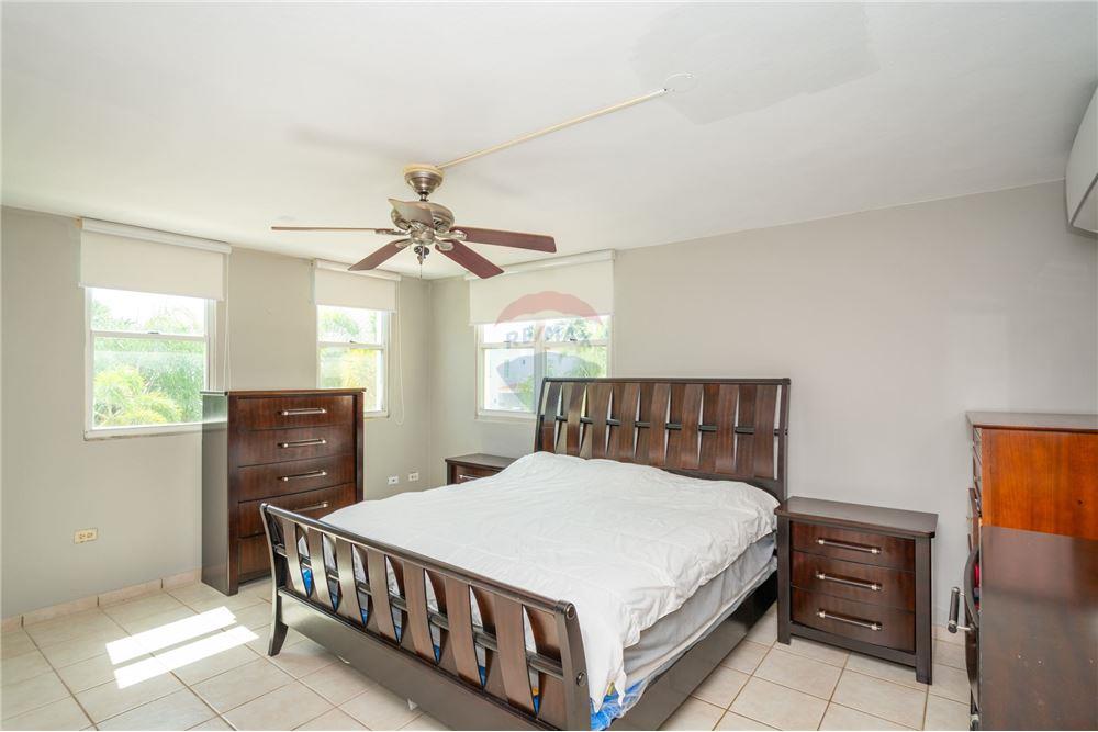 Villa - Venta - URB Las Palmas Cerro Gordo, Vega Alta, Puerto Rico - 21 - 90107007-116