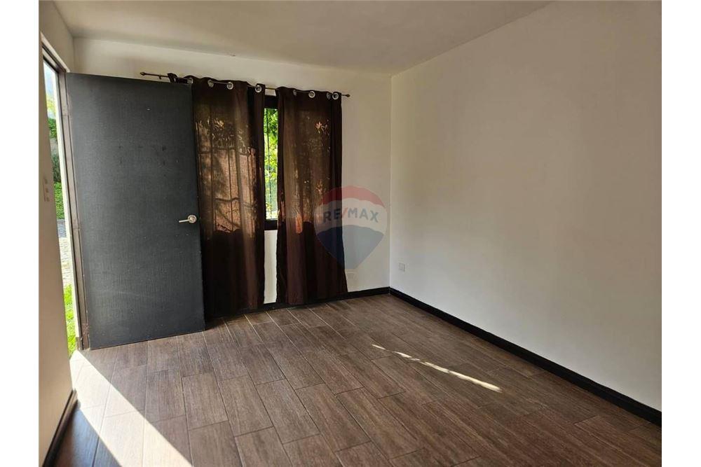 Villa - Te Koop - Ciudad Vieja, Sacatepéquez, Guatemala - 1 - 90129012-56