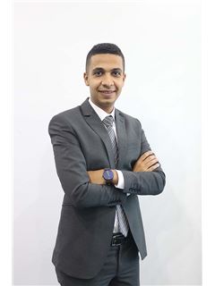 Eslam Mohamed - RE/MAX Top Agents ريماكس توب إجنتس