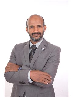 Hussein Hamed - RE/MAX 1st Choice