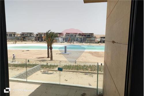 Villa For sale in Swanlake north coast