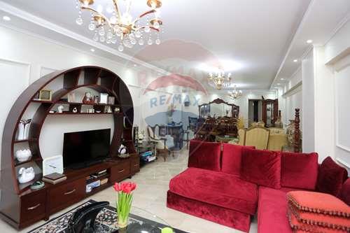 Apartment for sale 195m Kafr abdo (Saint Jeanie )