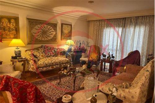 A very special duplex for sale in Heliopolis