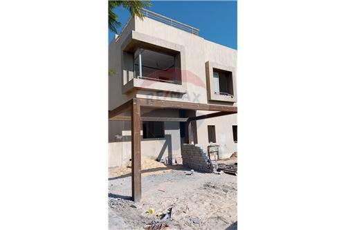 Standalone With Pool in Palm hills golf extension