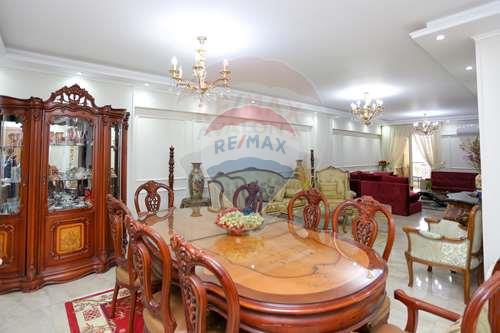 Apartment for sale 195m Kafr abdo (Saint Jeanie )