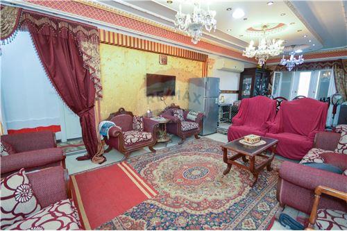 In a prime location, apartment for sale, 152 sqm, in Al-Rusafa (Moharam Bey)