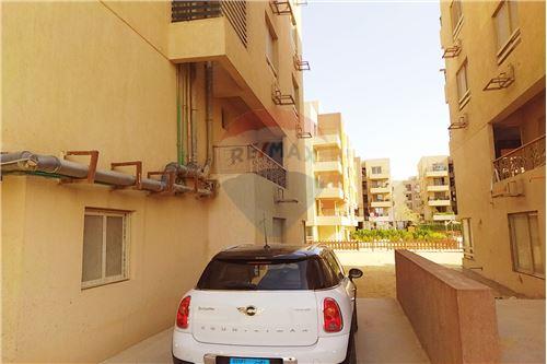 Resale Ground Duplex For Sale -Promenade Residence