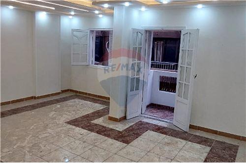 - Apartment for sale, 125 m, Sidi Bishr Bahri, steps to the sea