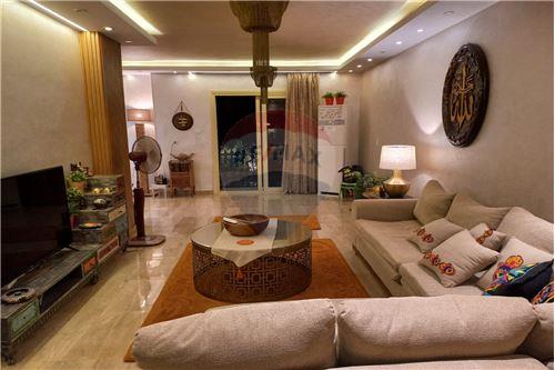 Te Koop-Appartement (met tuin)-Al Khamayel  -  Sheikh Zayed, Egypte-913001010-3