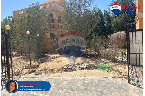 Villa for sale in Stella Heliopolis