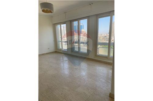 A Sunny Unfurnished Apartment in Northen Zamalek 