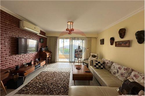 Premium Town House at Alex West - Luxury furnished