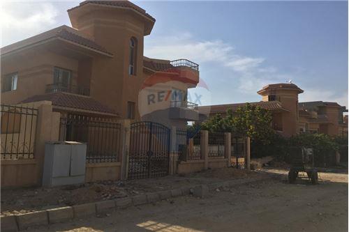 كومبوند الطلائع   Villa for Sale - Vanguards Compound - Super Lux finishing