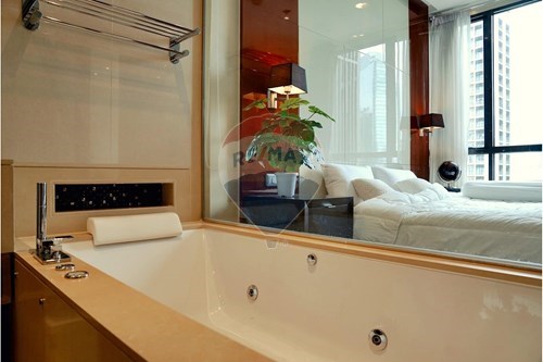 ให้เช่า/เซ้ง-Luxury Condo-The Address Sukhumvit 28  -  คลองเตย, กรุงเทพมหานคร, กลาง-920271002-276