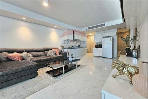 "Stunning 2-BR Condo in Prime Watthana Location"