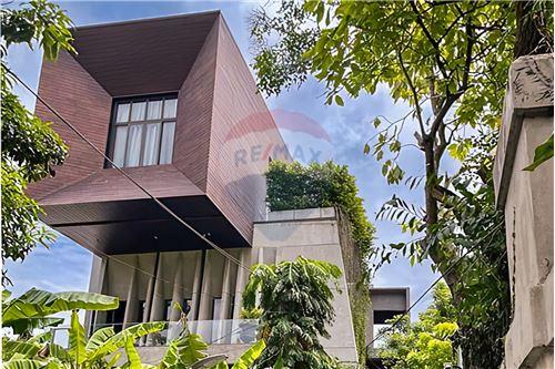 For Sale-House-Sukhumvit  - Soi 63  -  Watthana, Bangkok, Central-920071001-12608