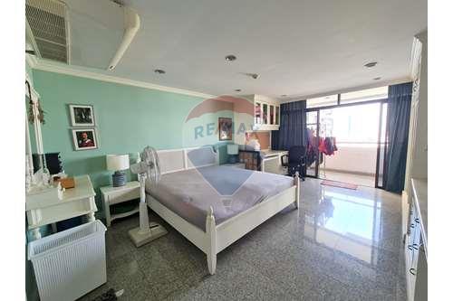 Residential - Condo/Apartment - Watthana, Bangkok - TH - 920071054-450 ...