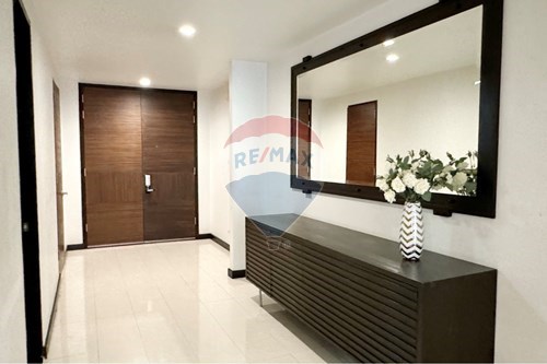 ขาย-คอนโด-อพาร์ทเมนต์-Avenue 61  -  วัฒนา, กรุงเทพมหานคร-920071083-5