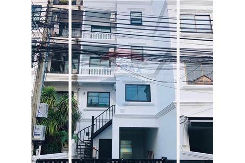 For Rent/Lease-House with Commercial Space-Watthana, Bangkok, Central-92001013-259