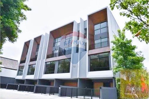 For Rent/Lease-Townhouse-Pattanakarn  - Soi 20  - Arden Pattanakarn  -  Suan Luang, Bangkok, Central-920071001-15033