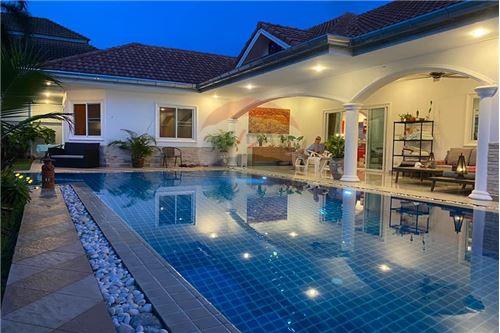 For Sale-Villa-Bang Saray, Chonburi, East-920361002-97